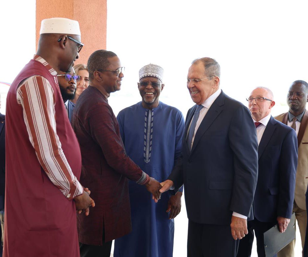 La Russie renforce ses liens avec le Niger, Sergueï Lavrov reçu par le président Tiani