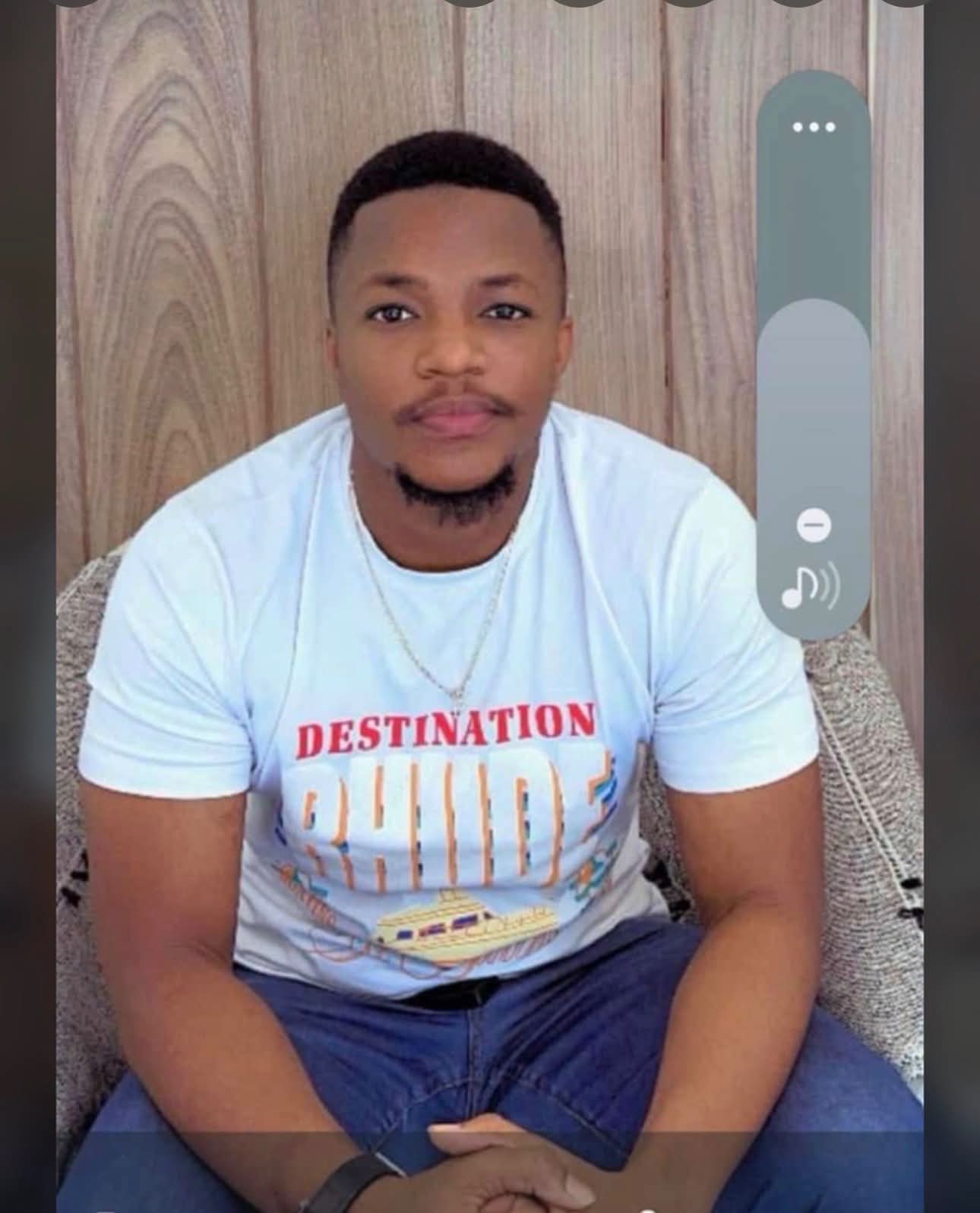 Kinshasa : le journaliste Arsène Kalumbu grièvement agressé, son père appelle à la justice et à la solidarité