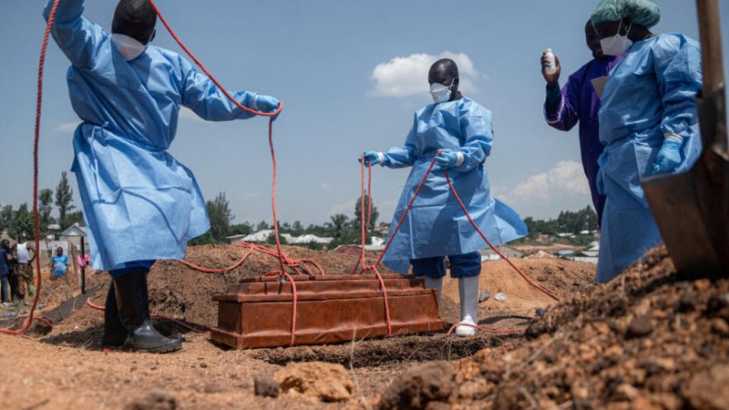 Virus Ebola en RD Congo : un décès toutes les 30 minutes, l&rsquo;épidémie s&rsquo;étend à une 6e province