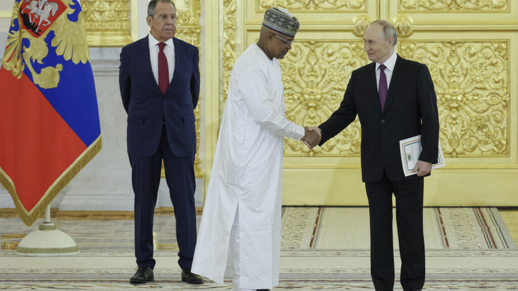 Face aux mutineries, les juntes africaines s&rsquo;en remettent à la Russie et à l&rsquo;Africa Corps