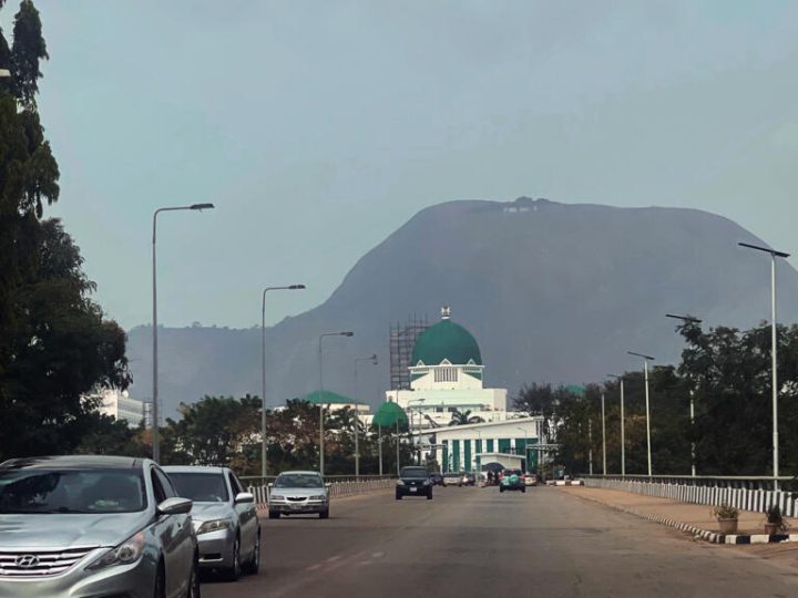 Le Nigeria annonce un premier cas de virus Ebola à Abuja